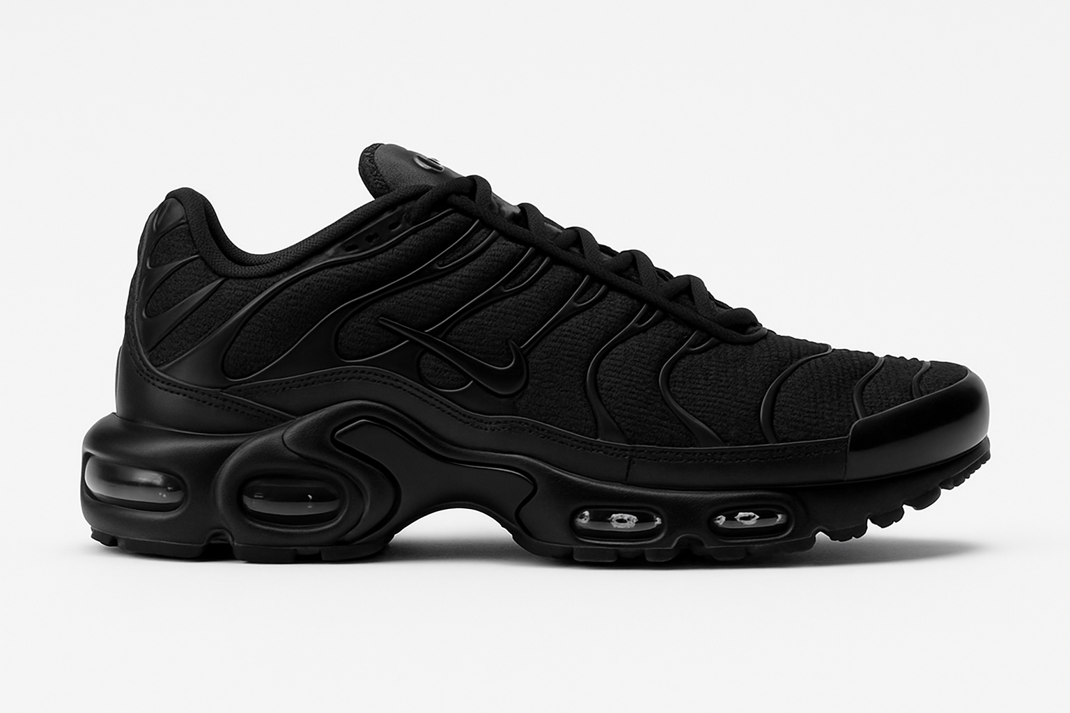 Generated sneaker image 3